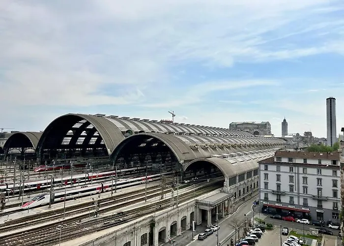 - Stazione Apartment *