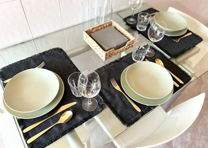 - Stazione Apartment